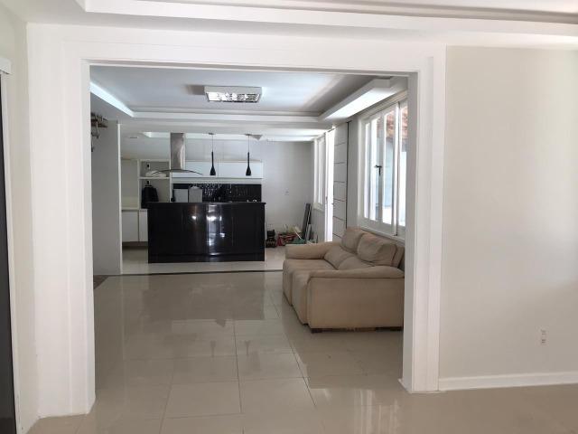 Casa em Piatã com 5/4 e 350m² no Cond. Do Forte - Foto 9