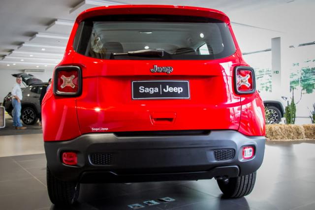 JEEP RENEGADE BASE AT 1.8 FLEX - Foto 6