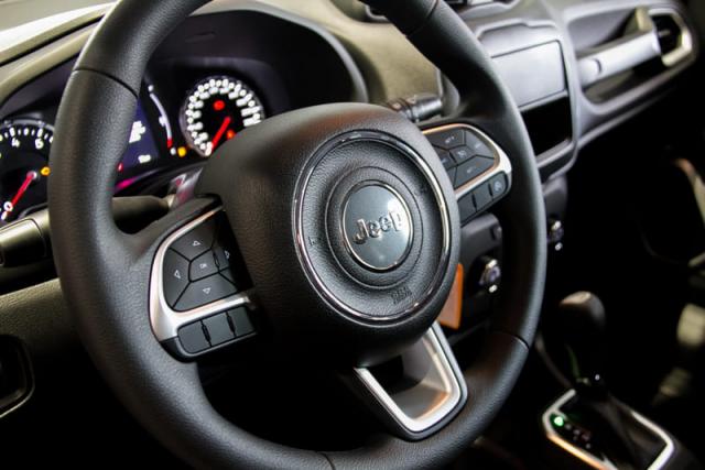 JEEP RENEGADE BASE AT 1.8 FLEX - Foto 10