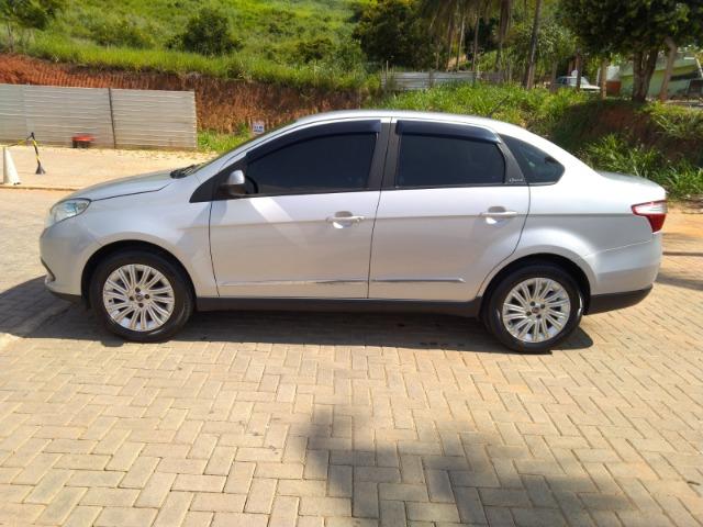 Grand siena 1.6 16v essence - Foto 8