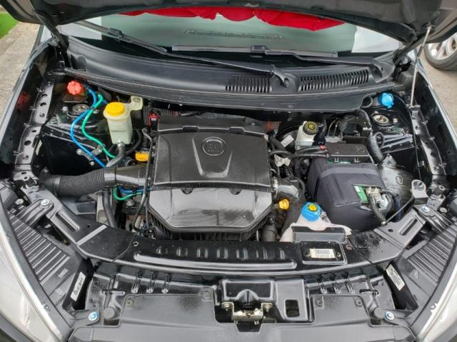 Fiat Grand Siena ESSENCE 1.6 4P - Foto 11