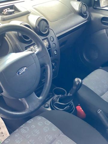 Ford Fiesta 1.0 2013 - Foto 6