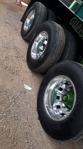 Roda de alumínio
