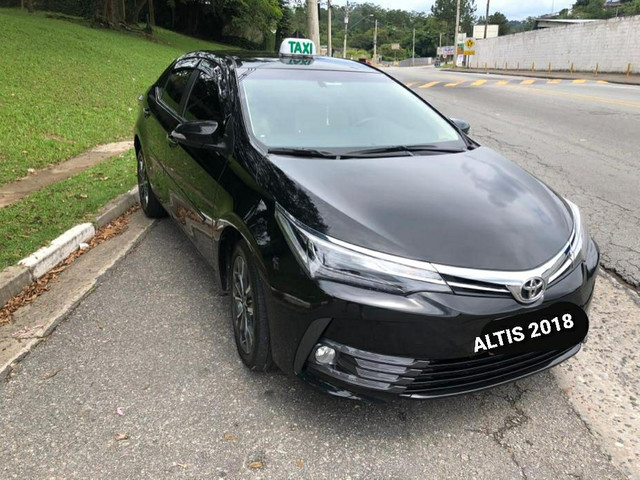 Corolla ALTIS 2018 (taxi completo) isento de IPVA - Foto 2