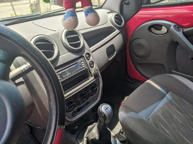 VENDO CARRO FORD KA