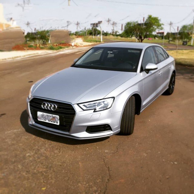 AUDI A3 2018 AMBIENTE 1.4 FLEX