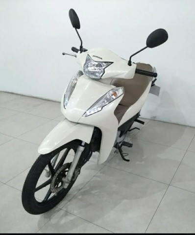 MOTO BIZ 125 HONDA ES BRANCA 2017  ENTR A PARTIR DE 1.500 