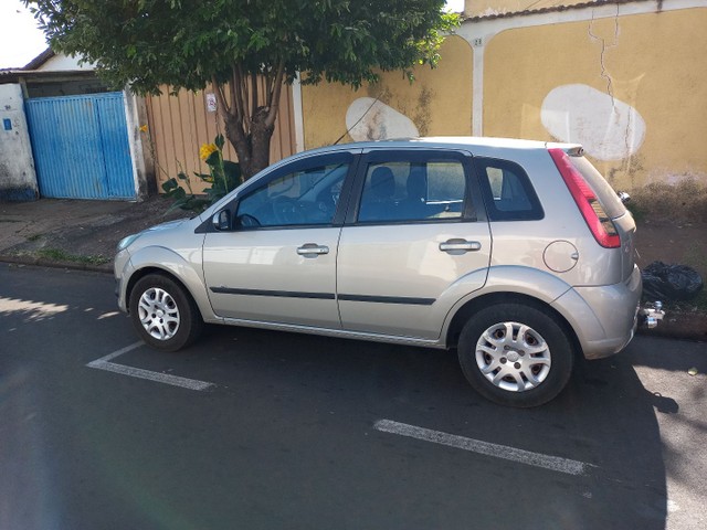 VENDO CARRO FIESTA 2014 COMPLETO