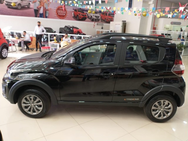 FIAT MOBI TREKKING 1.0  FLEX 