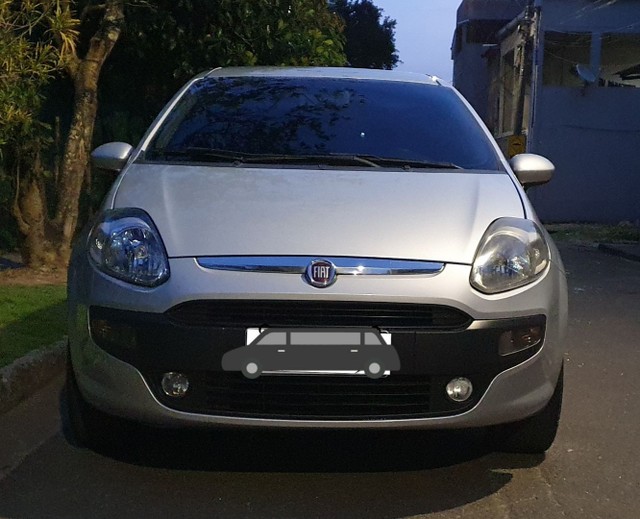 FIAT PUNTO ATTRACTIVE 1.4 2013