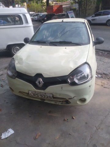 RENAULT CLIO 2015