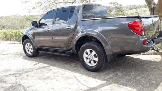 L200 TRITON