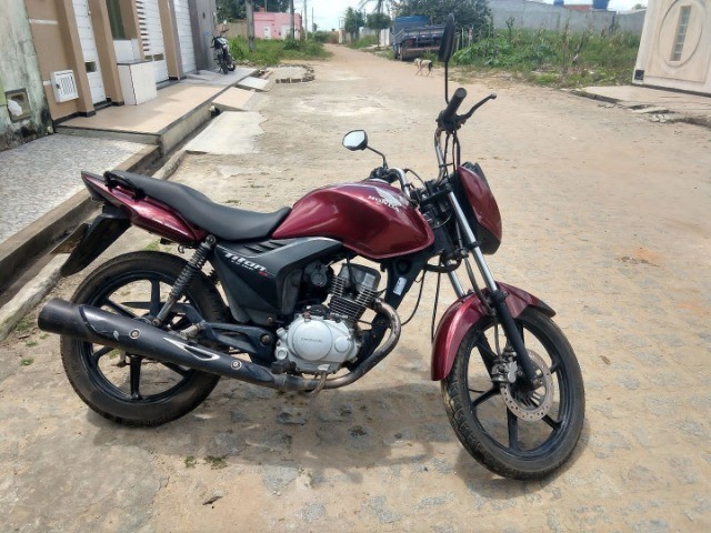 HONDA CG 2011 150 NOVA 8 MIL *