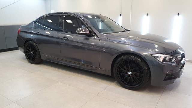 BMW 320I M