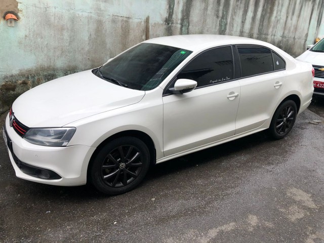 JETTA 2.0 COMPORTLINE IMPECÁVEL