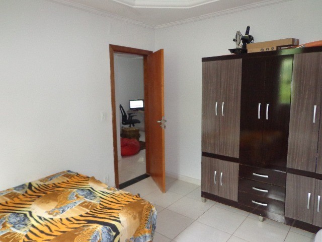 Excelente casa à venda tem 225 m2com 3 quartos Conjunto Aruanã 3 em Goiânia Goiás - Foto 12