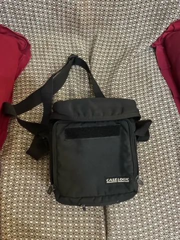 Bolsa acolchoada vintage Case Logic portátil CD player Walkman pacote com babá - Foto 3
