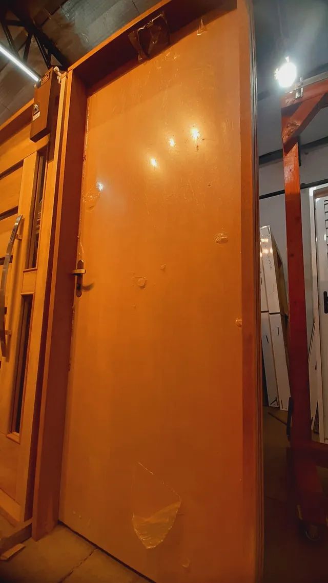 Porta Montada Mogno lisa