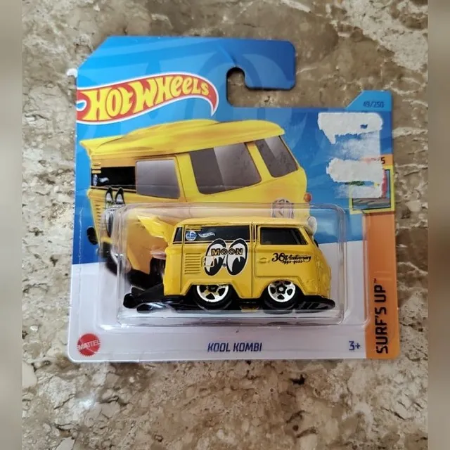 Carrinho Hot Wheels Kombi