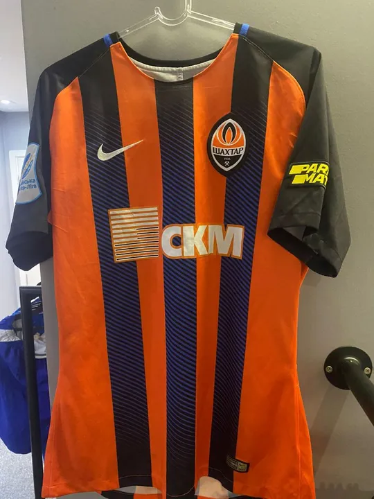 Camisa original do Shakhtar