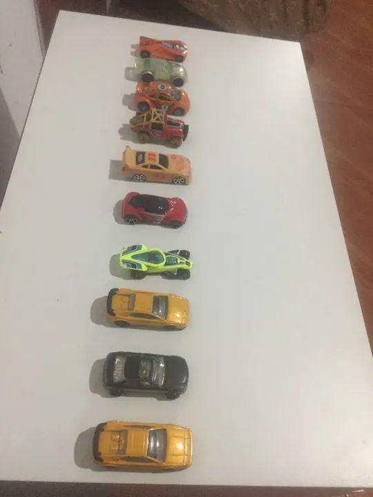 10 carrinhos de metal , lindos !!! Vendo separado também !!! - Foto 2