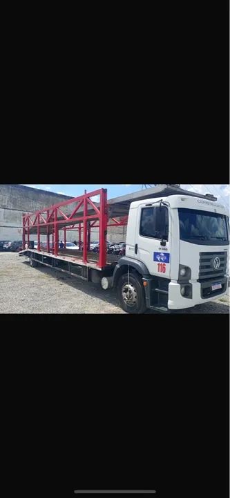 Caminhão com pneus novos - Foto 3