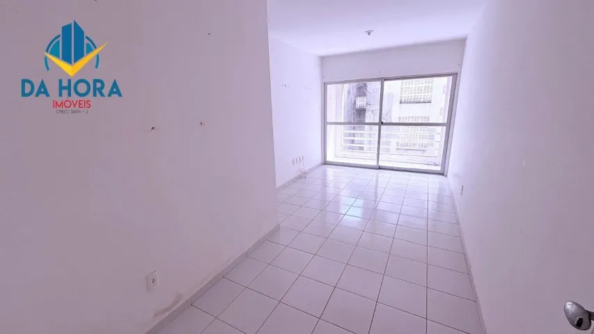 Apartamento no Planalto com 2 quartos e varanda