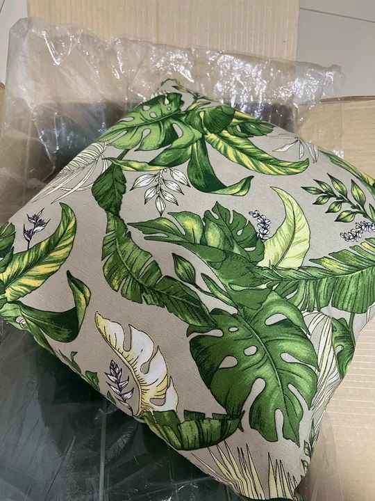 6 almofadas com capas removíveis