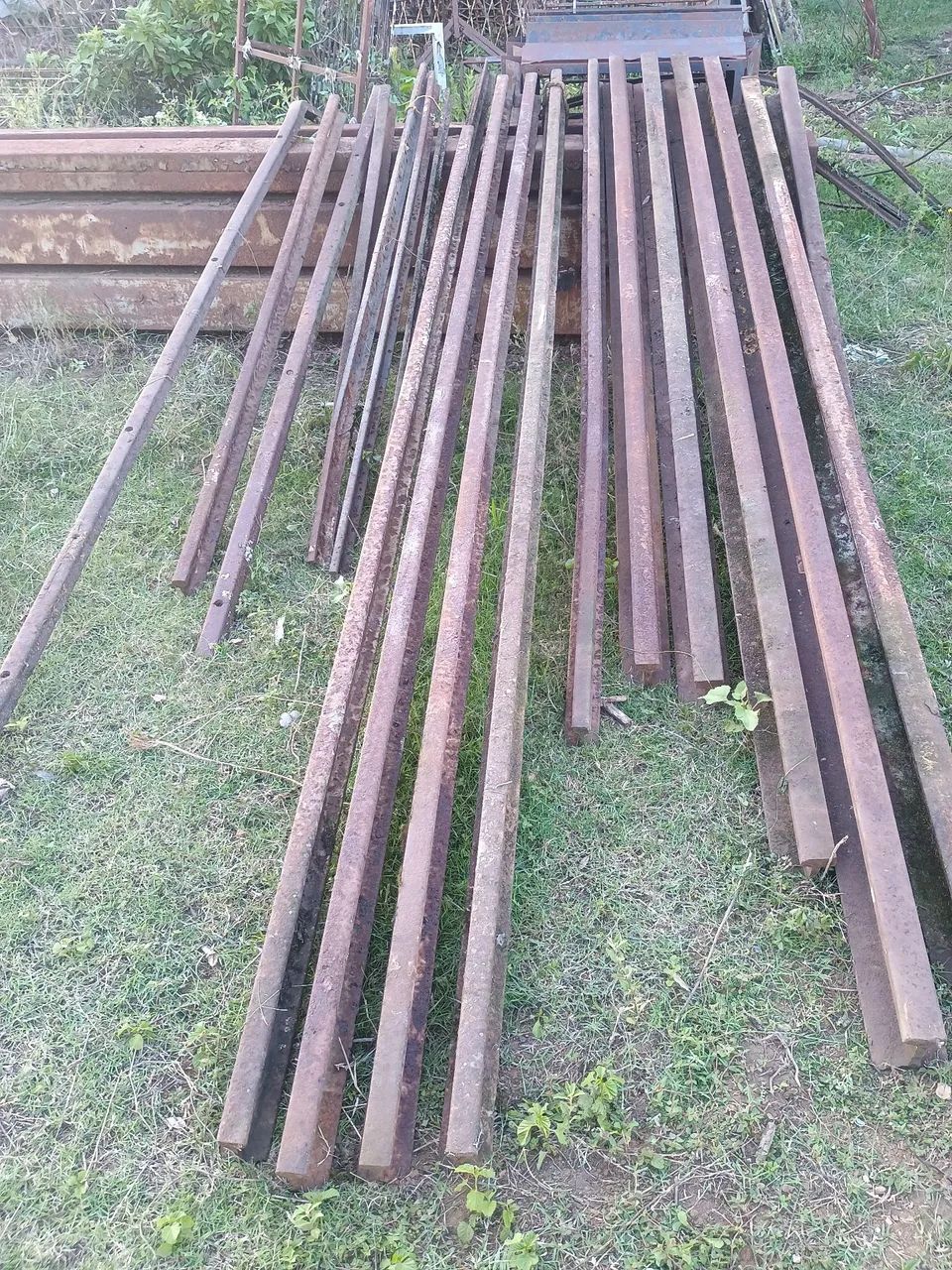 Viga I de ferro, trilho de trem - Foto 5