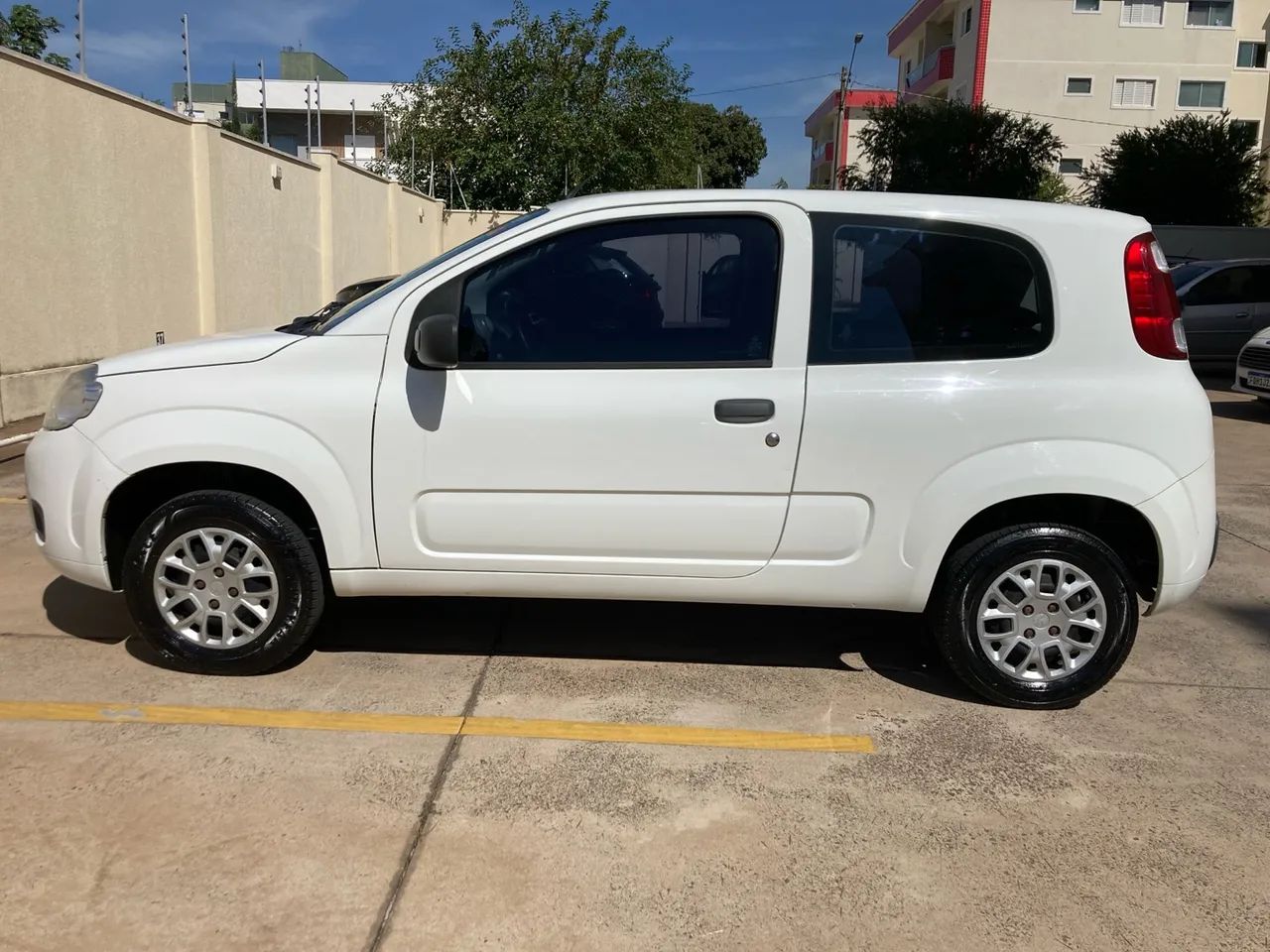 Fiat uno vivace 2014 - Foto 2