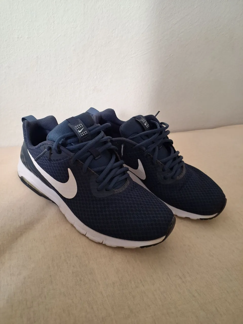 Nike Air Max Motion