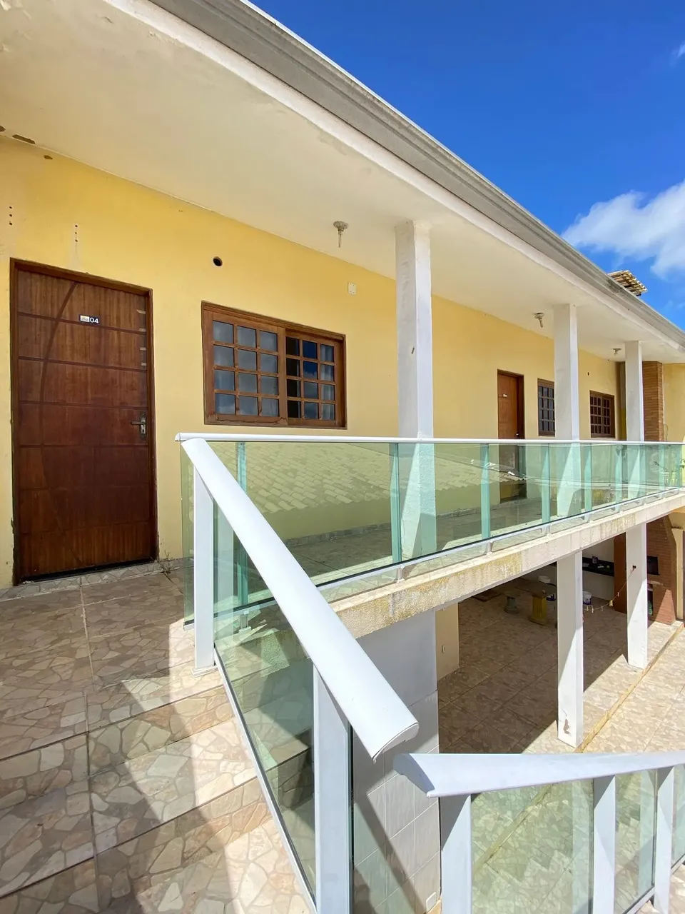 Vendo excelente casa no Francês com 6/4 sendo 3 suites