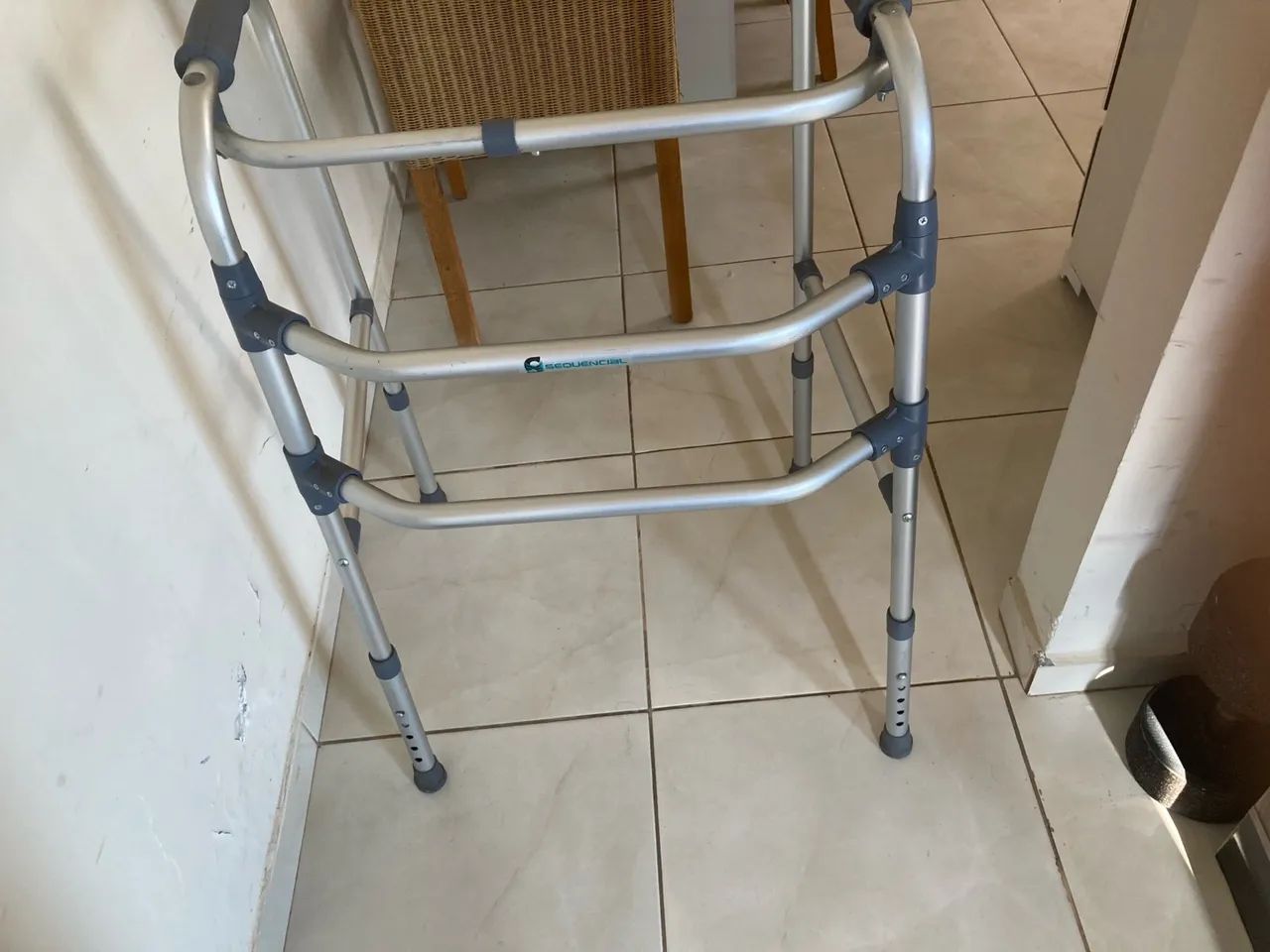 Andador para Idosos - Foto 4