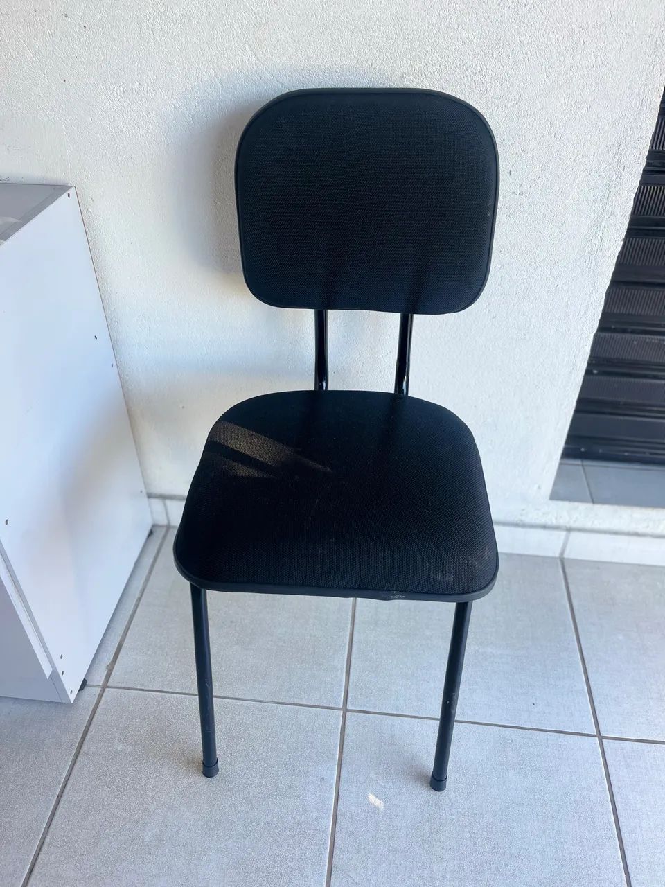 cadeiras e longarinas de todos os modelos e lugares e cores  - Foto 5