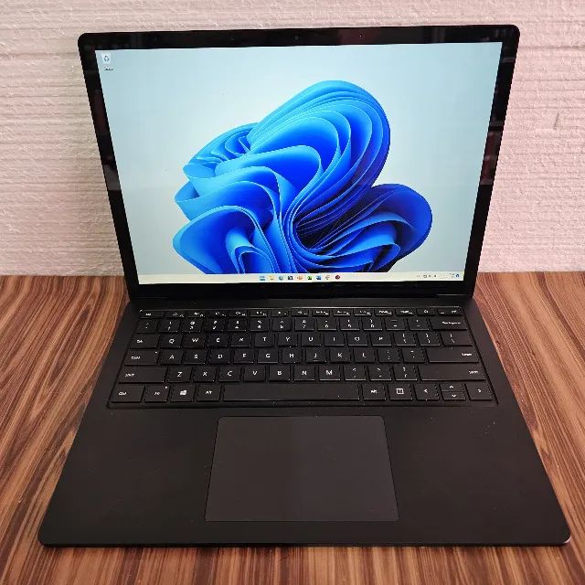 Notebook Microsoft Surface LapTop 3 i5-1035G7 8GB 256GB 13.5 TouchScreen Pixelsense QuadHD