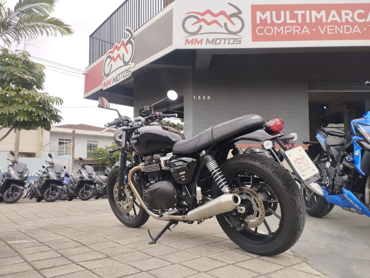 Triumph Street Twin ABS 2022 com 944km - Foto 4