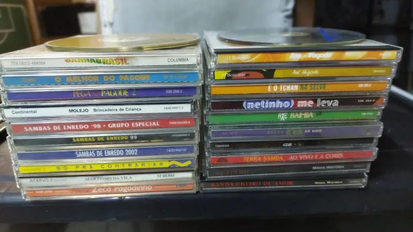 Lote 25 CDs de Pagode, Samba e Axé Originais