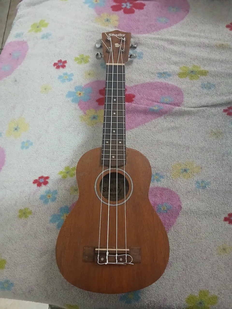 Ukulele Shelby (VENDA)