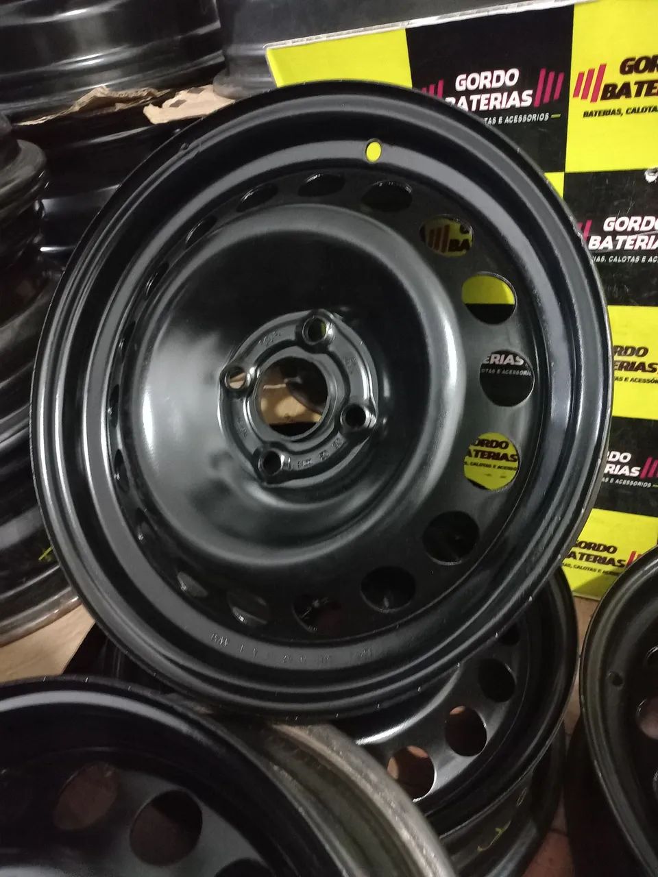 Roda aro 15 Chevrolet Montana Prisma Onix Cobalt Spin Corsa Celta Kadett. R$199,00 cada - Foto 3