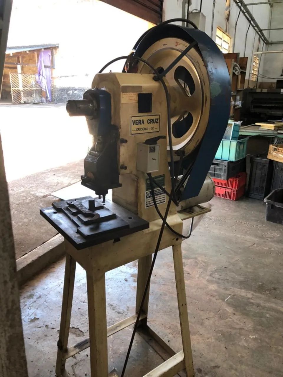 Prensa Excêntrica 4 Toneladas - Foto 3