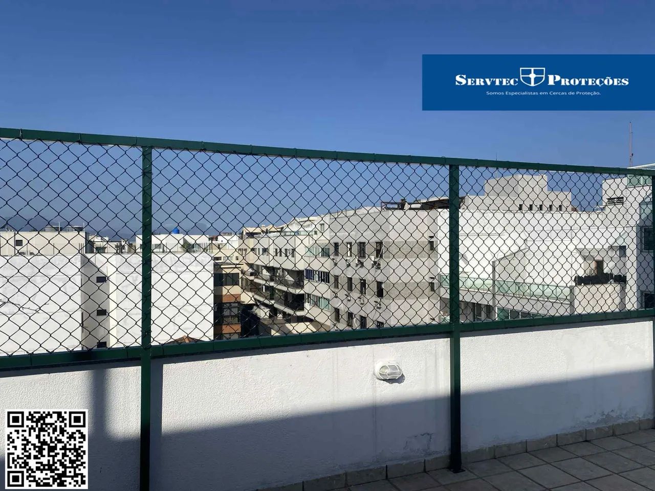 Guarda-Corpo em Alambrado Verde - Resistência e Durabilidade