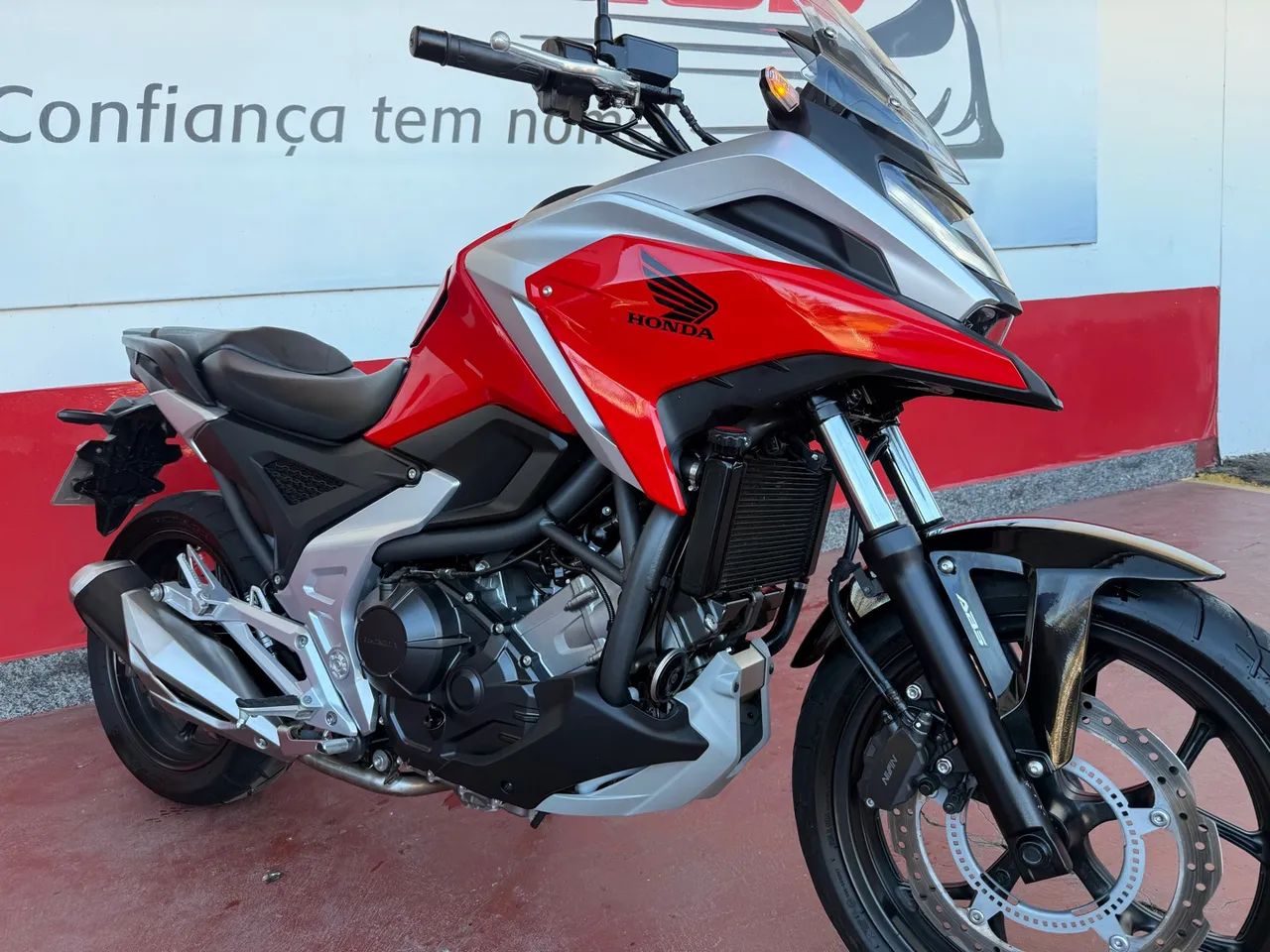 NC 750 Impecável! 4.200kms! 2025 - Garantia de fábrica  - Foto 9