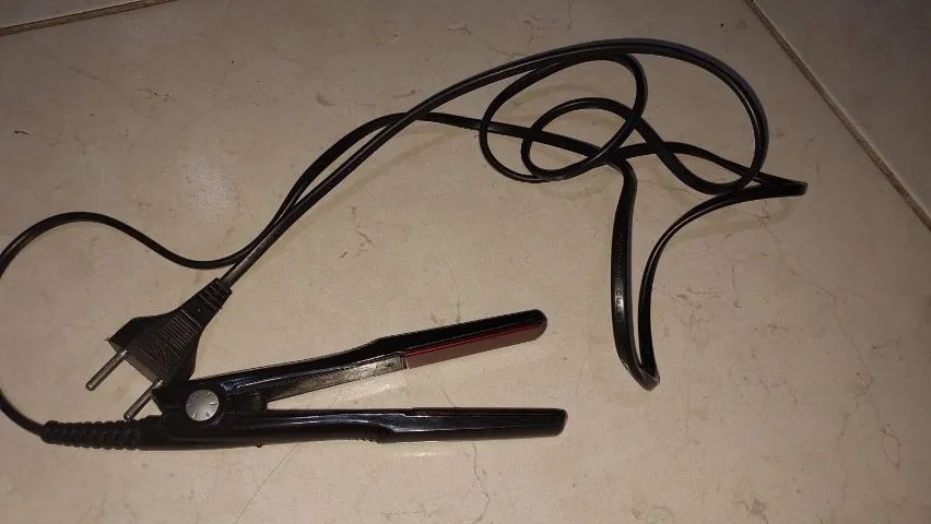 Mini Chapinha/Prancha Cerâmica Super Mini 200c Bivolt - Foto 6