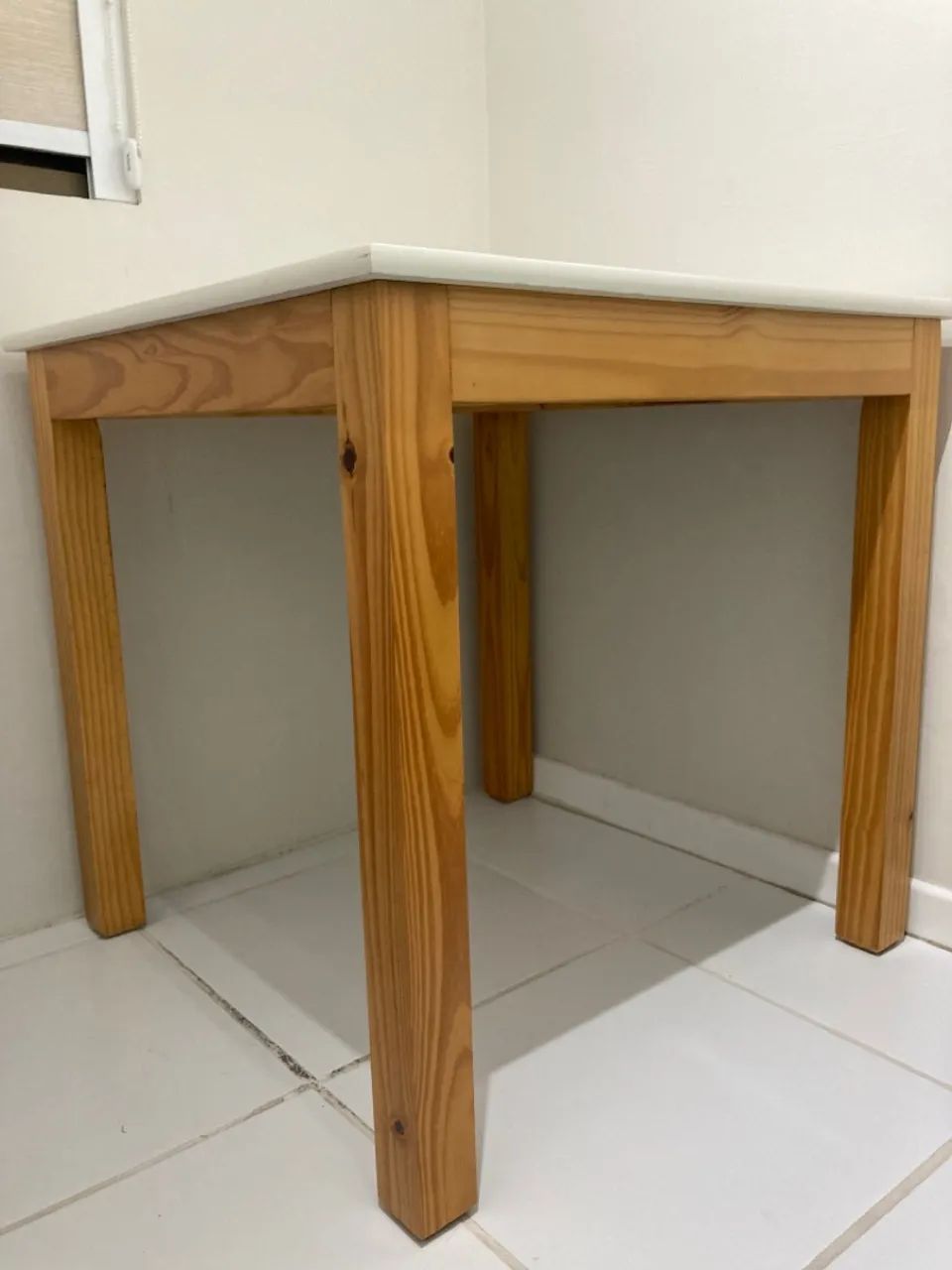 Mesa de Madeira Branca - 80 x 80 cm - Belém Tok Stok  - Foto 2