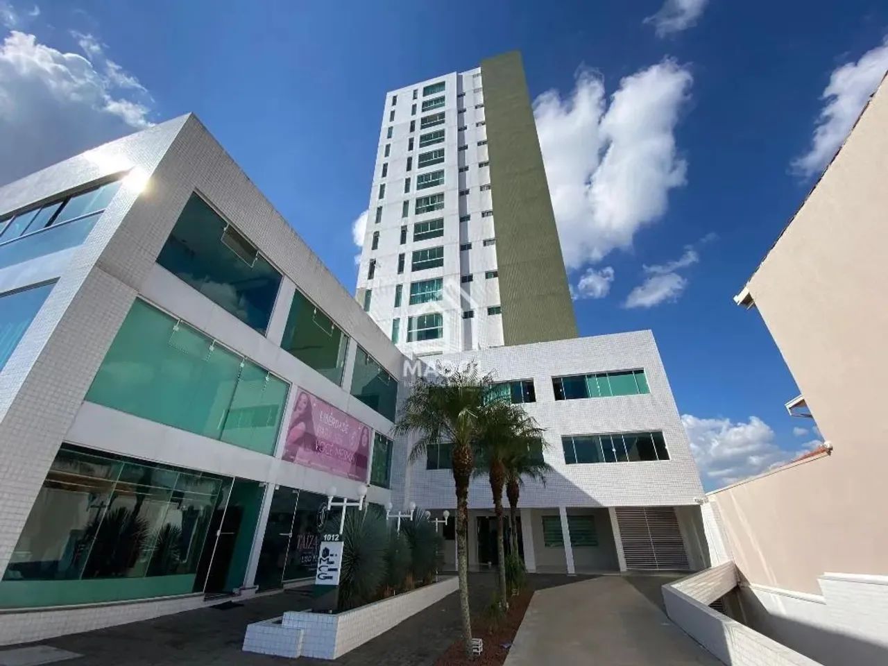 Apartamento à Venda em Centro, Ponta Grossa - PR