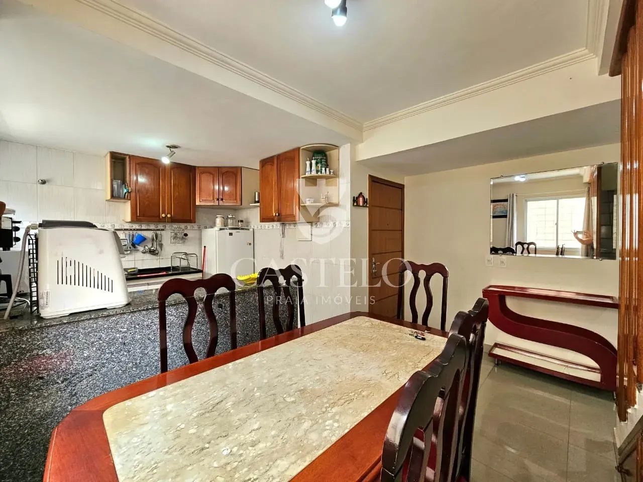 IMPERDÍVEL ! Cobertura duplex, 3 quartos/2suítes a venda na praia do Morro com 2 vagas de  - Foto 6