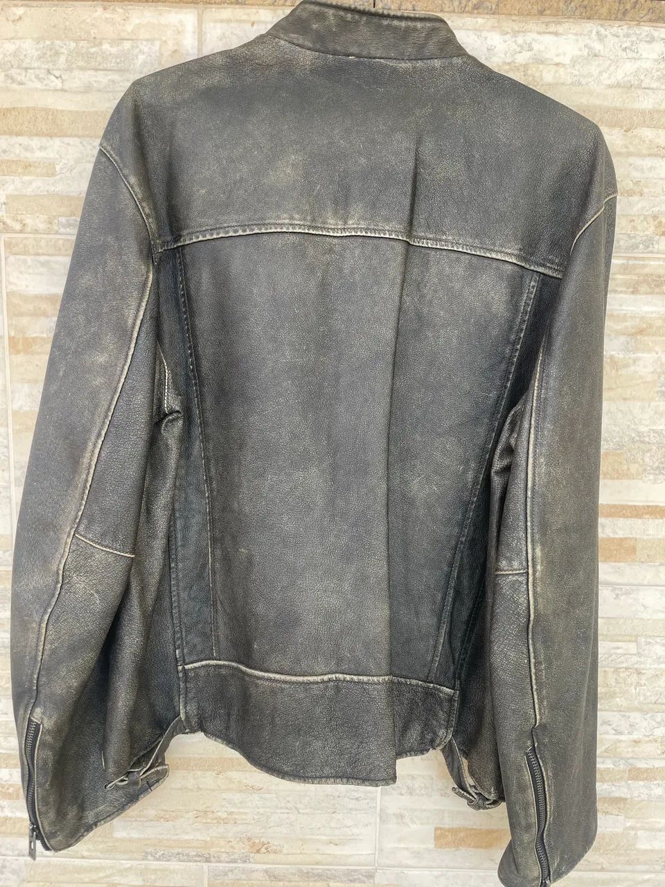 Vendo jaqueta de couro legítimo  - Foto 2