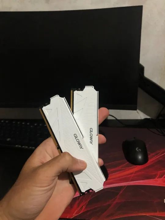 Memória RAM Gloway 16GB (8x2) DDR4