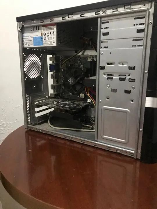 CPU Intel i5 - 2400 @ 3.10GHz - Foto 2