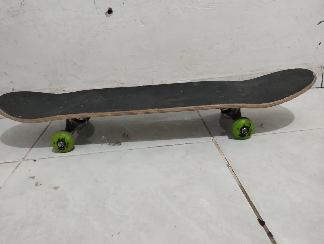 Skate Unno Infantil (olhar descrição)